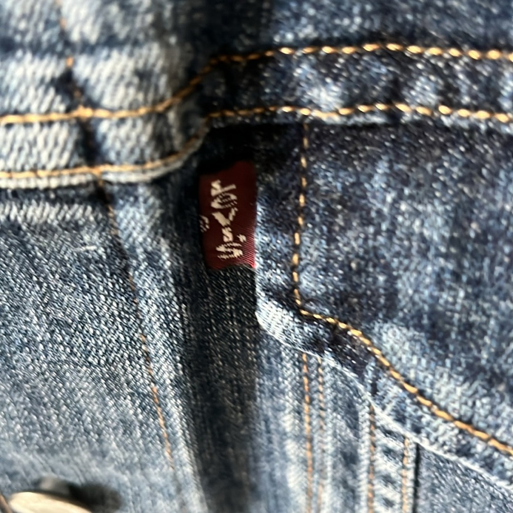 Levi's Blue Jean Jacket Classic Denim Style - Picture 3 of 5